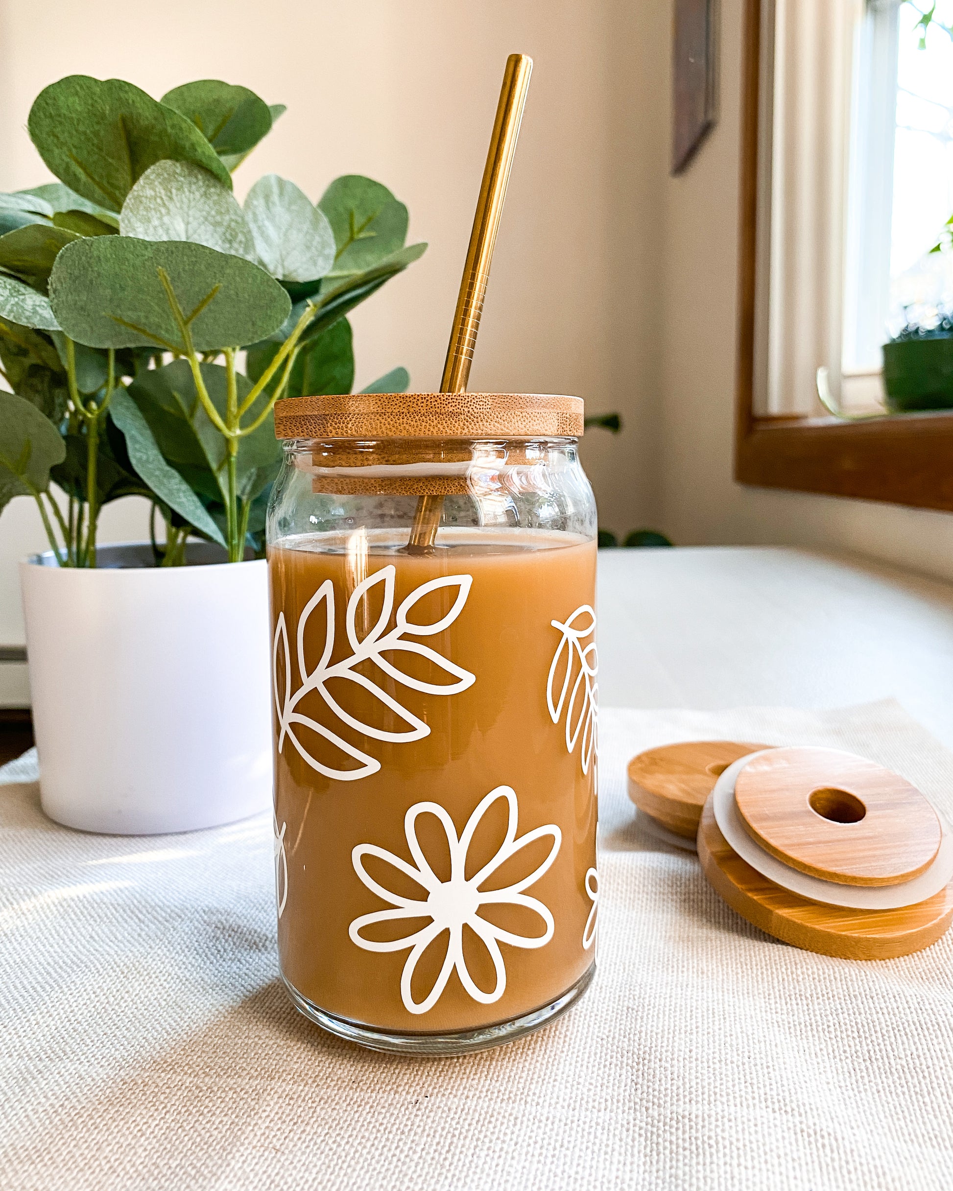 Boho Glass Can with Bamboo Lid and Glass Straw –  thetreasurechestgiftsanddecor
