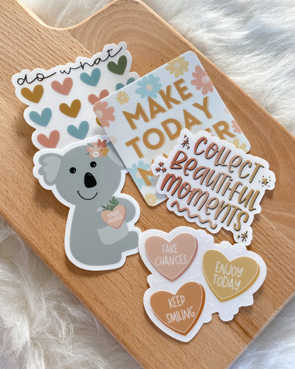 Do What You Love Heart Pattern Sticker